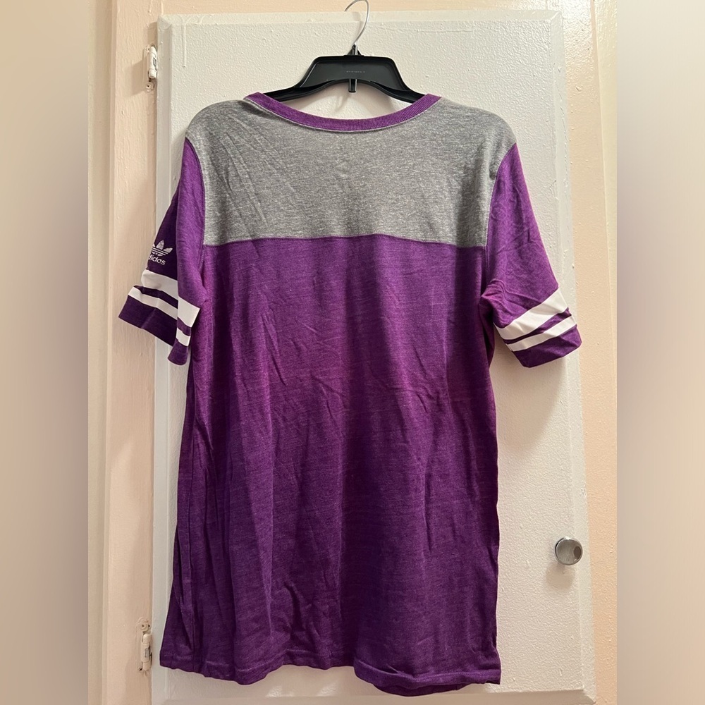 Plus size- Lakers t-shirt - Picture 2 of 2